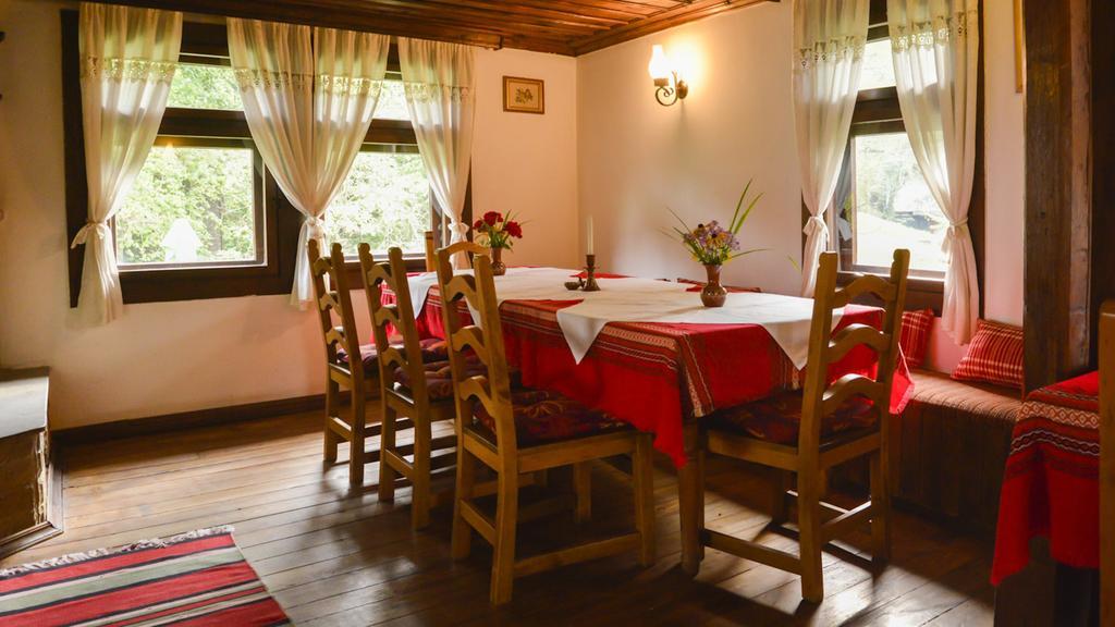 Strannopriemnitsa Guest House Bozhentsi Eksteriør billede