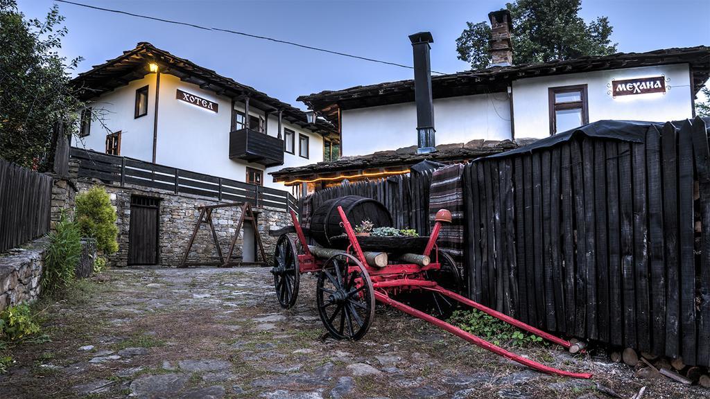 Strannopriemnitsa Guest House Bozhentsi Eksteriør billede