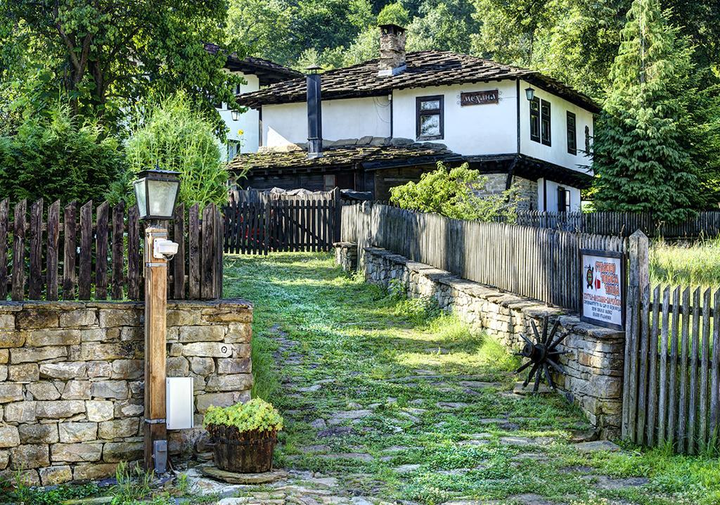 Strannopriemnitsa Guest House Bozhentsi Eksteriør billede